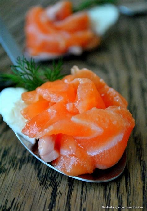 Соленая семга с апельсинами • Закуски