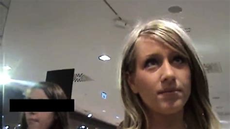 Amateur Fuck In Fitting Room