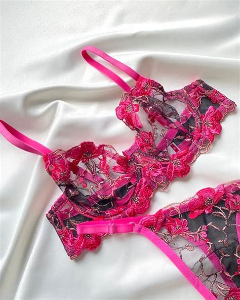 Dvodjelni Lingerie Set Brisa Pink Lunatik