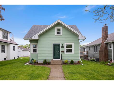 1627 Green Bay, La Crosse, WI, 54601 | MLS: 1874750 | Edina Realty