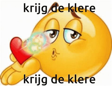 Kiss Mitakiss GIF - Kiss Mitakiss Mita - GIF 탐색 및 공유