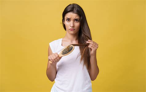 Conhe A Os Fatores Que Podem Causar Queda De Cabelo E Como Trat Los