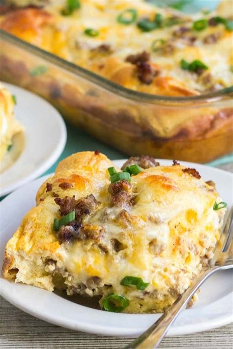 Cheesy Sausage Crescent Roll Breakfast Casserole • Bread Booze Bacon