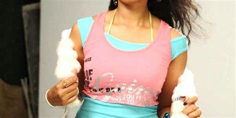 Tamil Actress Anushka Shetty Latest Hot Photos Galleries Hd Images