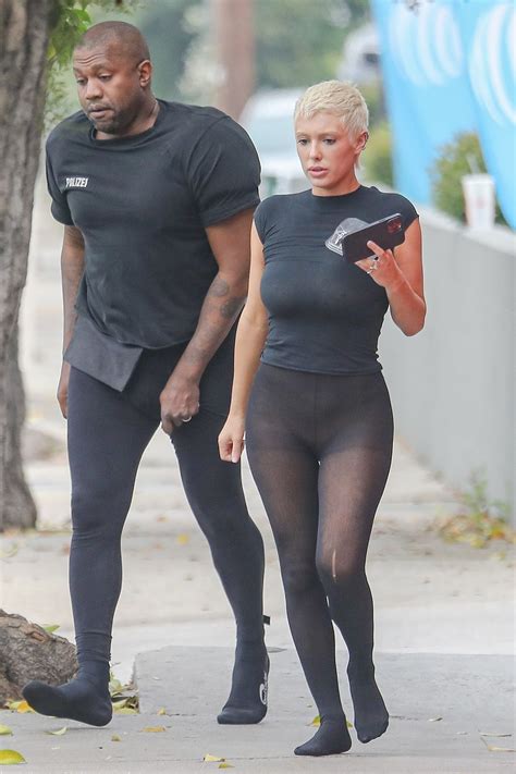 Bianca Censori at KFC in Downtown LA 06/13/2023 • CelebMafia