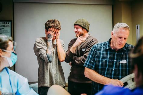 La madre enne presta l utero al figlio gay affinché abbia un figlio