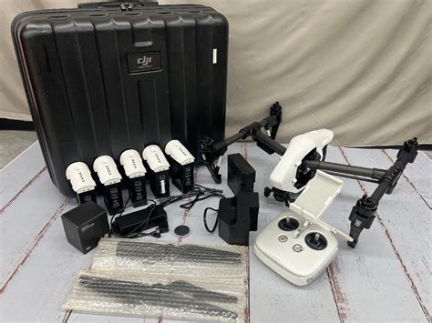 【目立った傷や汚れなし】♪3098 ジャンク品 ドローン Dji Inspire 1 Model：t600の落札情報詳細 ヤフオク落札価格