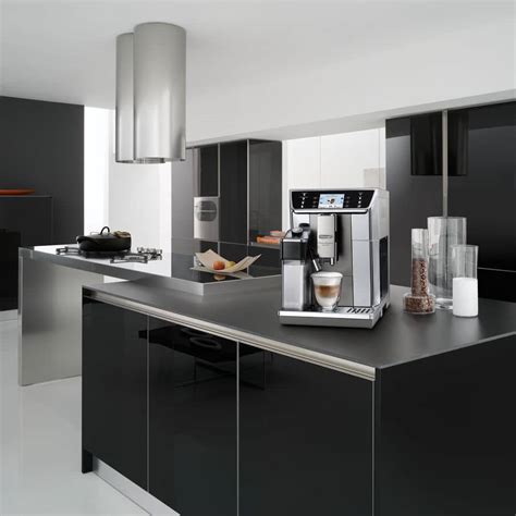 PrimaDonna Elite Automatic Espresso Machine | DeLonghi