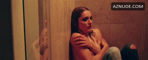 A LONELY WOMAN NUDE SCENES AZNude