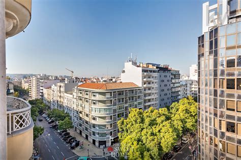 Lisboa Avenidas Novas Apartamento T5 Totalmente Remodelado Ana