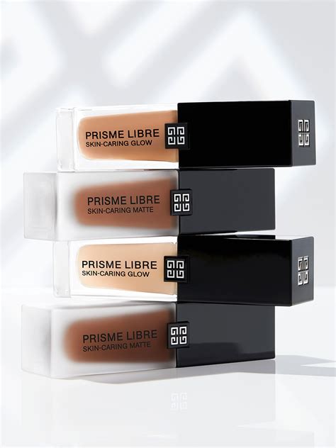 Foundation Prisme Libre Skin Caring Matte Givenchy Beauty