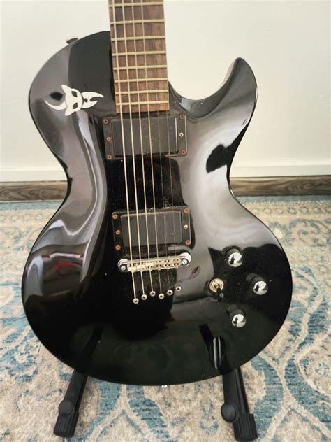 Cort electric guitar, Hobbies & Toys, Music & Media, Musical ...