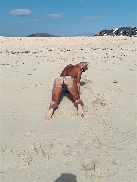 Brithotwife Nude OnlyFans Leaks Photos TheFappening