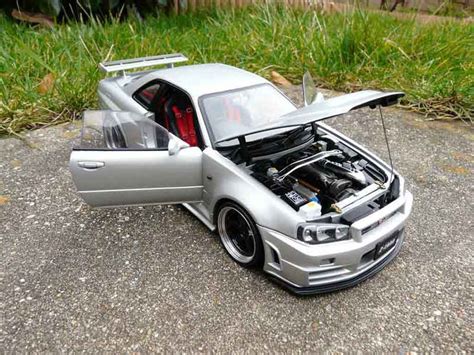 Miniature Nissan Skyline R Gtr Autoart R Gtr Nismo Z Tune