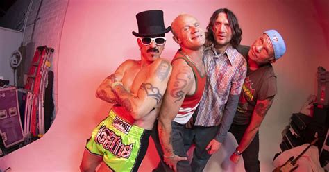 As melhores músicas do Red Hot Chili Peppers segundo a Rolling Stone