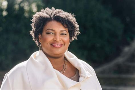 Is Stacey Abrams Married to a husband? Gay? Net Worth - tvstarsmag.com