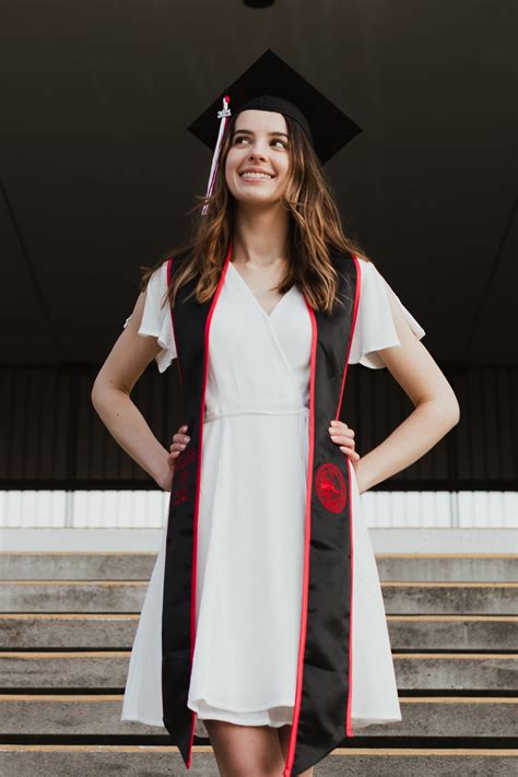 Cute Graduation Dresses For 2024 To Get Your Next Chapter Off To A