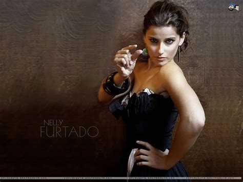 Nelly Furtado Bikini Pictures Hot Sexy Livinlavidalowcarb