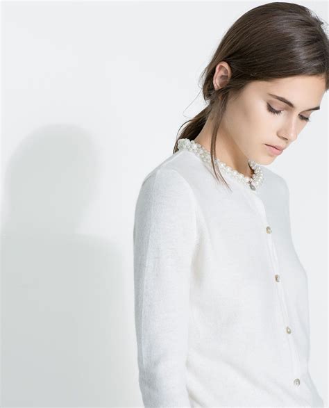 Zara Woman Cardigan With Pearl Necklace Zara Modestil