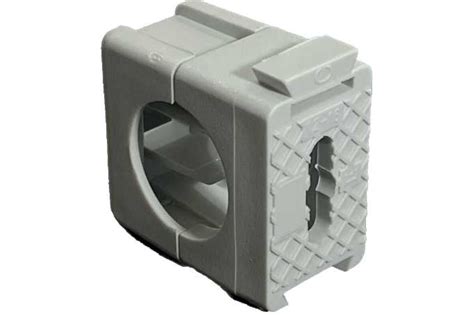 Фиксатор пластиковый для полипропиленовых труб Elematic 75 шт. ECAV 16 ...