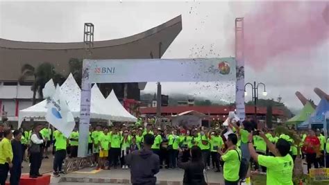 Fun Walk Di Toraja Tutup Rangkaian HUT Ke 25 GMTD Harian Fajar