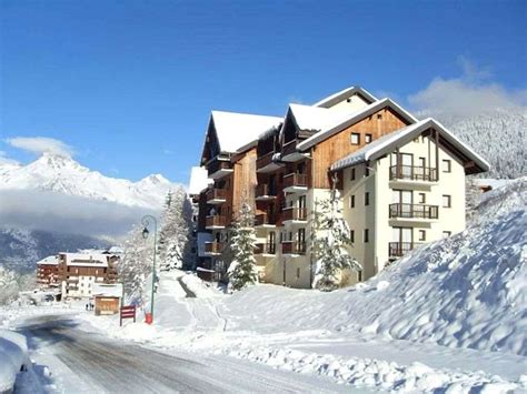 Les Chalets Du Thabor Valfrejus France Iglu Ski