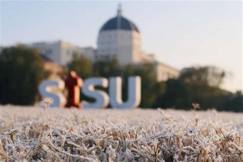 Shanghai International Studies University Celebrates 70th Anniversary