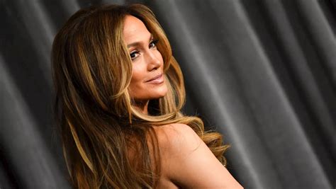 Jennifer Lopez Rocks A Bikini And Cowboy Hat In Aspen ENTERTAINMENT