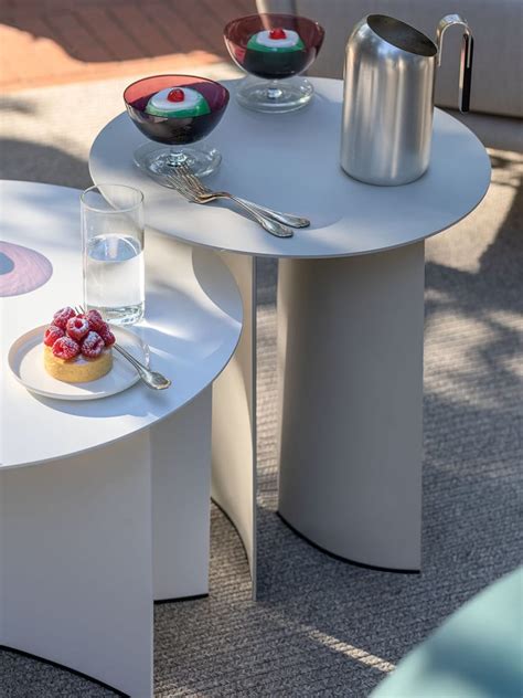 PIERRE Round Metal Garden Side Table By Flou Design Studio Contromano