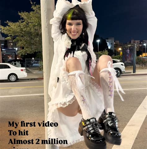 Celeb Dani Thorne Nude Photo