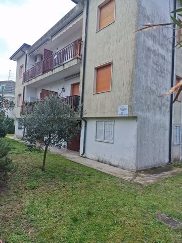 Appartamento Trilocale In Piccola Palazzina Rif V Agenzia