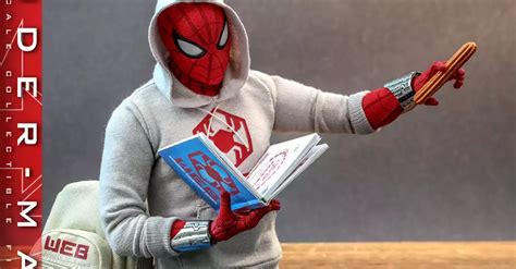 Hot Toys Reveals D Avengers Campus Spider Man Scale Figure Australia