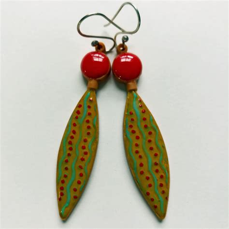 Shelley Atwood S Textured Polymer Clay Earrings With Uv Resin Polymer