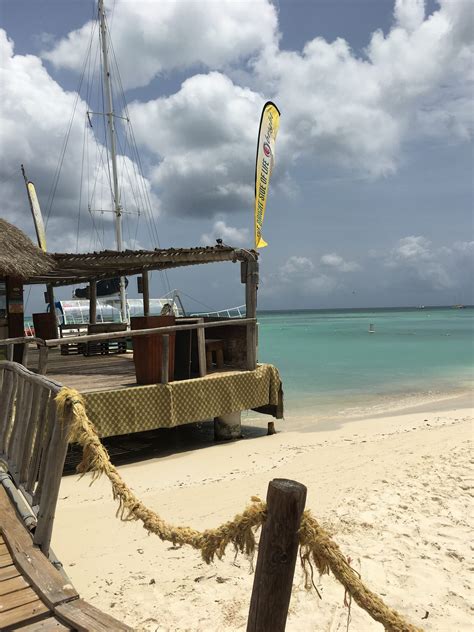 Discover Dining and Drinks in Aruba - Hello Travel Blog