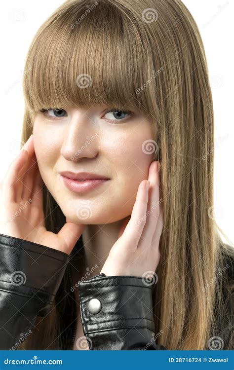 Blonde Frau Mit Schwarzer Lederjacke Stockfoto Bild Von Erwachsener Leder 38716724