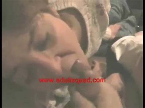 Cumpleaños mamada de mi esposa y amigo XVIDEOS