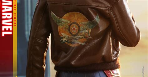 Captain Marvel Gets Two Hot Toys Releases Including One With Goose