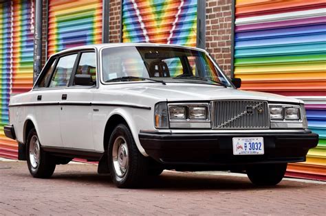 reserve  volvo  dl  sale  bat auctions sold