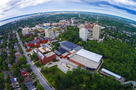 uw milwaukee paws 10