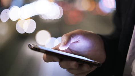 Falha no Grindr aponta localização exata e dados do usuário Guia Gay São Paulo