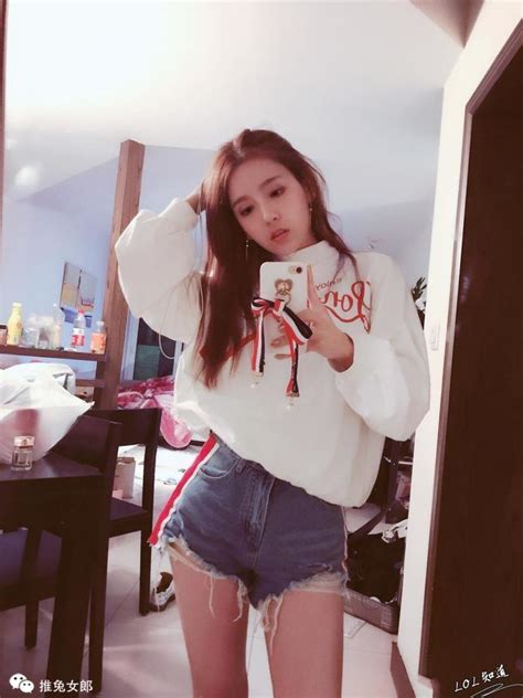 Nư hotgirl streamer vưa xinh như mông vưa đanh LOL thân sâu Hot Girl Streamer Gái