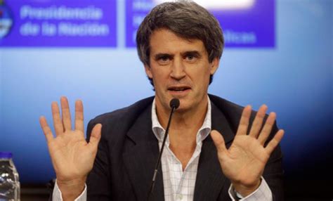 Prat Gay fue citado a declarar en una causa por defraudación