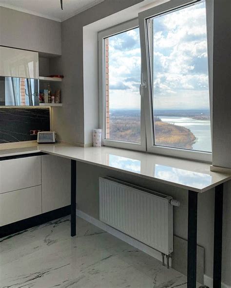 Выдвижной стол на кухне из подоконника - 80 фото