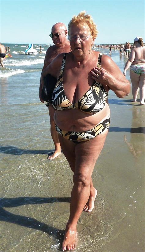 Grannies On Beach Porn Pictures Xxx Photos Sex Images Pictoa