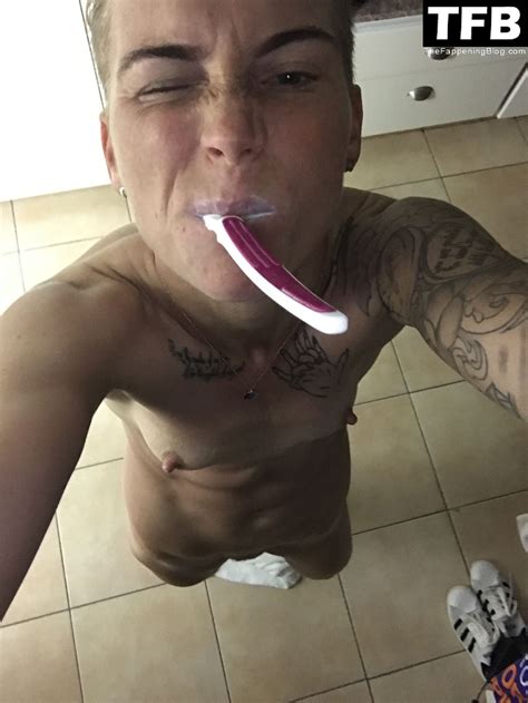 Jess Fishlock Nude Leaked The Fappening 12 Photos TheFappening