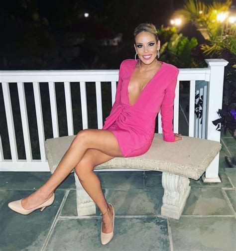 Mortuary Cosmetologist Breaks Down Biggest Misconceptions of the Job