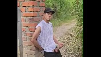 Chrischarmy Nos Da Una Muestra De Su Jugosa Polla Al Aire Libre Xvideos