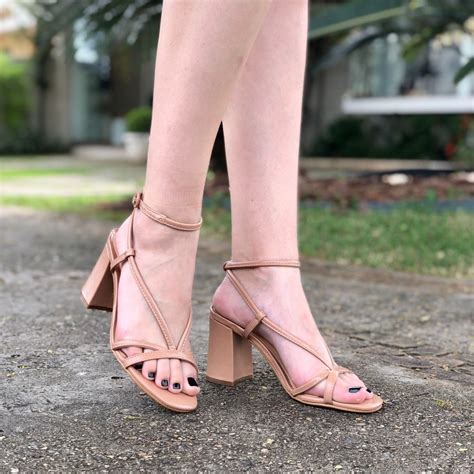 Sandália Naked Salto Médio Luiza Barcelos Sapatos Cia