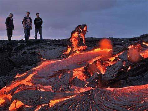 Surfing Volcano Hawaii 4