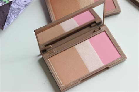 New Urban Decay Naked Flushed Palettes Review The Sunday Girl